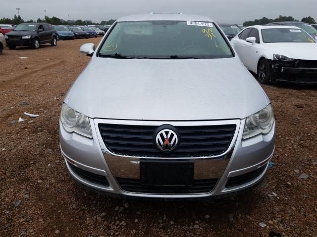 WVWJK73C68E186123 - 2008 VOLKSWAGEN PASSAT TUR SILVER photo 9