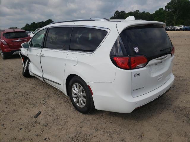 2C4RC1BG3JR142543 - 2018 CHRYSLER PACIFICA T WHITE photo 3