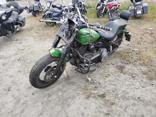 1HD1JRV19FB013199 - 2015 HARLEY-DAVIDSON FLS SOFTAI 绿色 照片 2