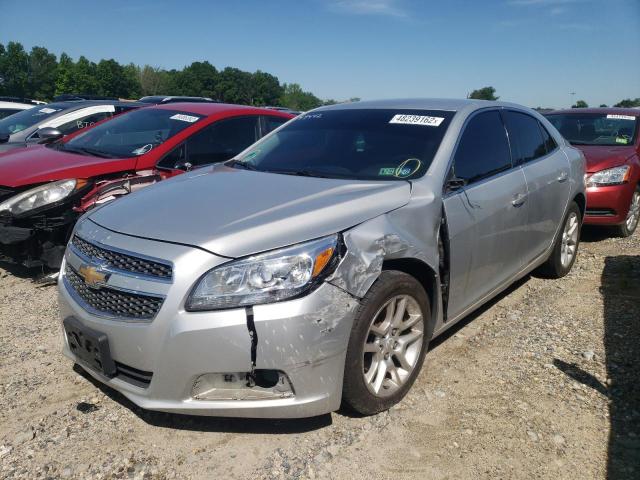 1G11D5SR5DF136542 - 2013 CHEVROLET MALIBU 1LT ვერცხლისფერი ფოტო 2