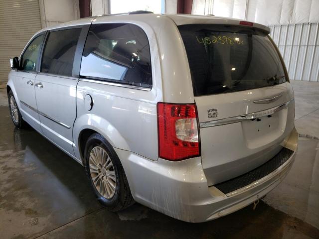 2A4RR6DG4BR630663 - 2011 CHRYSLER TOWN & COU SILVER photo 3