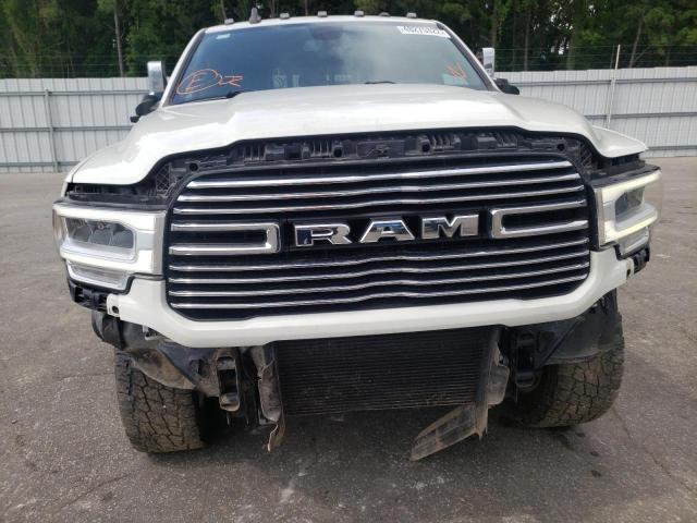 3C6UR5NLXKG593007 - 2019 RAM 2500 LARAM WHITE photo 9