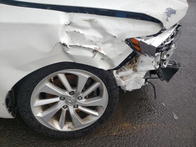 19UDE2F31GA020487 - 2016 ACURA ILX BASE W WHITE photo 9