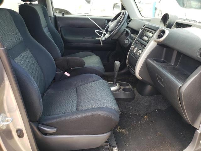 JTLKT324X64091334 - 2006 TOYOTA SCION XB Silber Foto 5