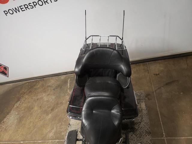 1HD1FC4157Y710738 - 2007 HARLEY-DAVIDSON FLHTCUI 黑色 照片 6