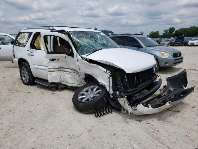 1GKFK638X7J267521 - 2007 GMC YUKON DENA WHITE photo 1