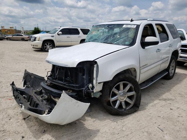 1GKFK638X7J267521 - 2007 GMC YUKON DENA WHITE photo 2