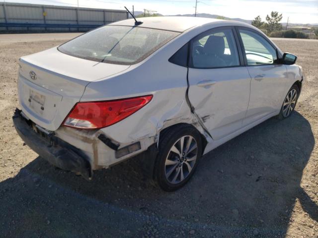 KMHCT4AE3HU376035 - 2017 HYUNDAI ACCENT SE WHITE photo 4