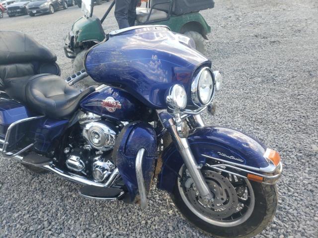 1HD1FC4117Y660128 - 2007 HARLEY-DAVIDSON FLHTCUI 蓝色 照片 9