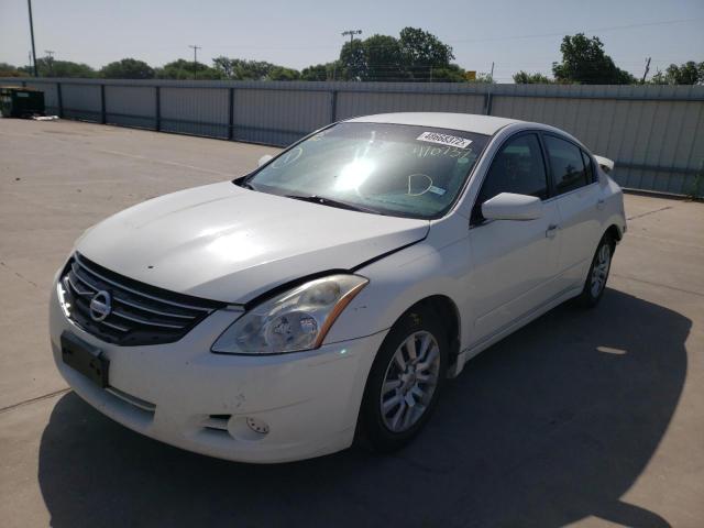 1N4AL2AP0BN470737 - 2011 NISSAN ALTIMA BAS WHITE photo 2