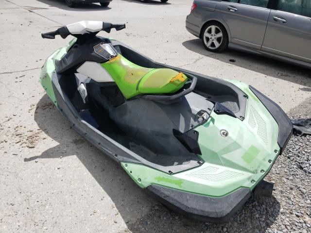 YDV46374K516 - 2016 BOMBARDIER SEADOO GREEN photo 3