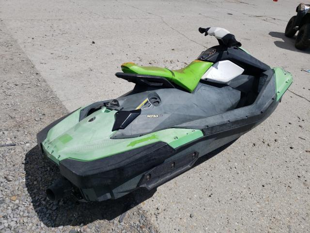 YDV46374K516 - 2016 BOMBARDIER SEADOO GREEN photo 4