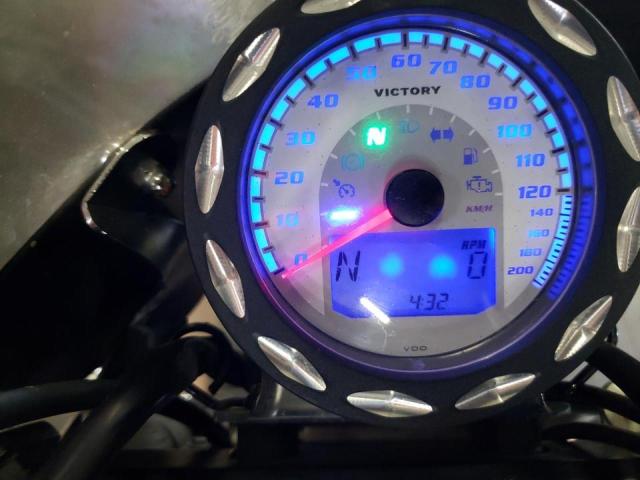 5VPWB36N8D3014632 - 2013 VICTORY MOTORCYCLES HIGH-BALL Zweifarbig Foto 8