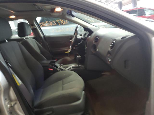 2G2WS522241272967 - 2004 PONTIAC GRAND PRIX GT2  ფოტო 5