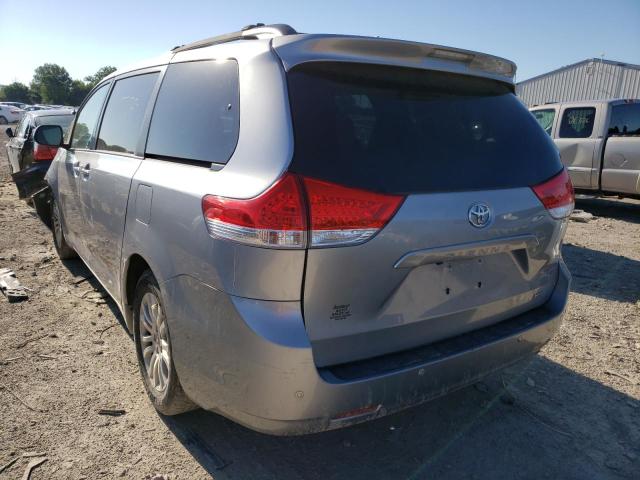 5TDYK3DC1BS161380 - 2011 TOYOTA SIENNA XLE SILVER photo 3