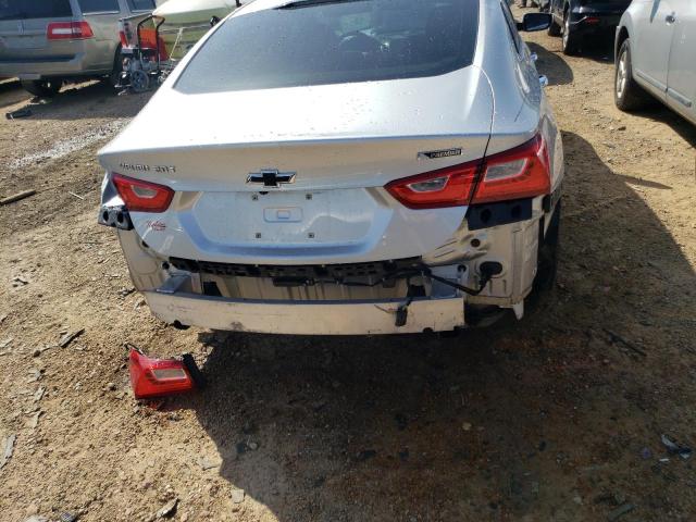 1G1ZH5SX0HF180833 - 2017 CHEVROLET MALIBU PRE SILVER photo 9