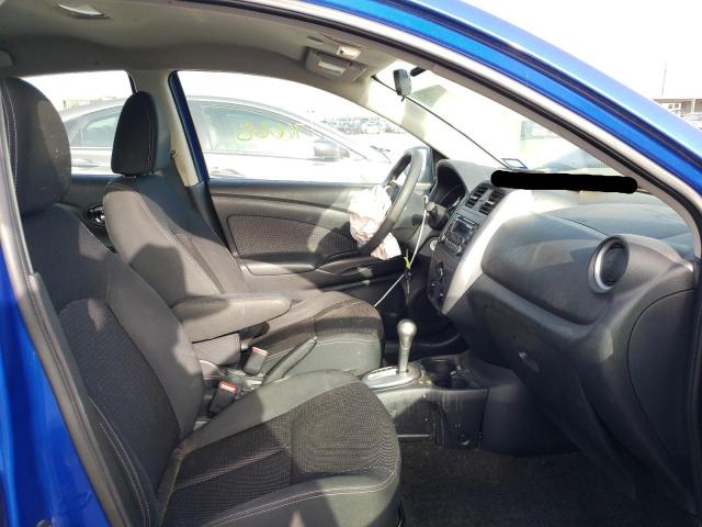 3N1CN7AP1GL860590 - 2016 NISSAN VERSA S BLUE photo 5