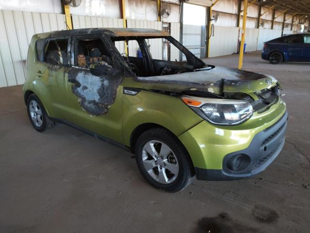 KNDJN2A2XH7883609 - 2017 KIA SOUL GREEN photo 1