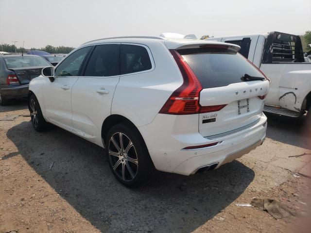 YV4102RL1L1420911 - 2020 VOLVO XC60 T5 IN WHITE photo 3