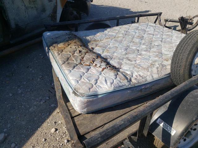 4YMBU0818JG039581 - 2018 UTILITY TRAILER შავი ფოტო 6