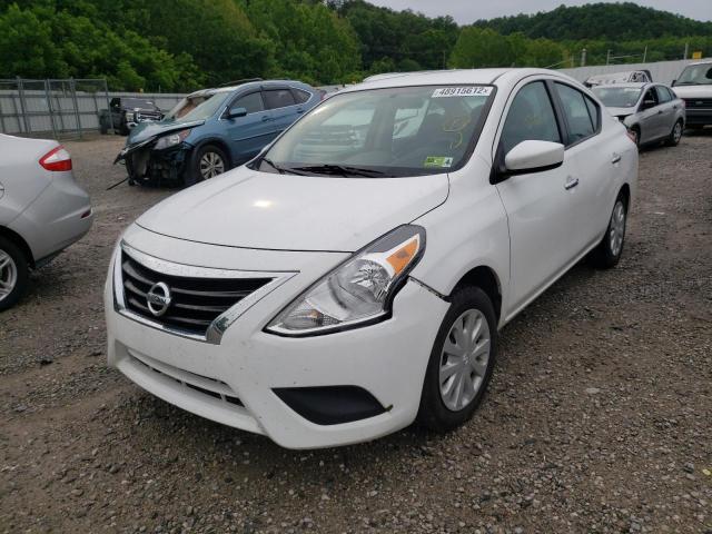 3N1CN7AP7KL831944 - 2019 NISSAN VERSA S  photo 2