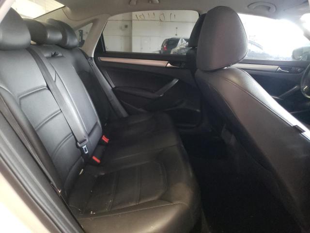 1VWAS7A31EC064213 - 2014 VOLKSWAGEN PASSAT S WHITE photo 6
