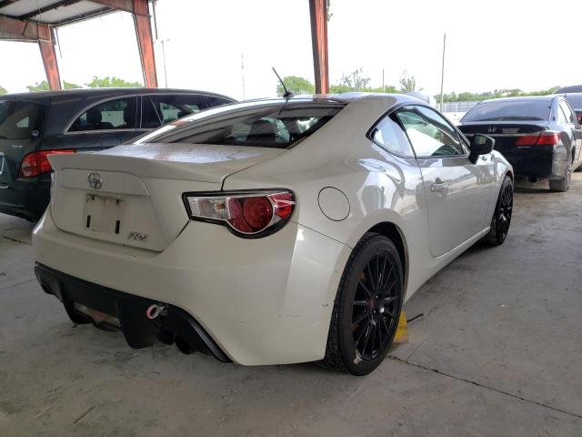 JF1ZNAA14D1725340 - 2013 SCION FRS WHITE photo 4