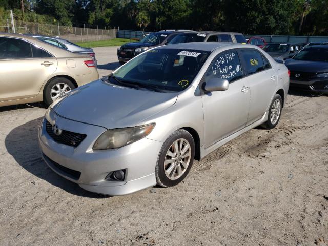 1NXBU4EE8AZ373463 - 2010 TOYOTA COROLLA BA SILVER photo 2