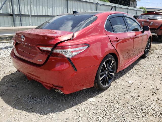 4T1B61HK5KU261909 - 2019 TOYOTA CAMRY XSE RED photo 4