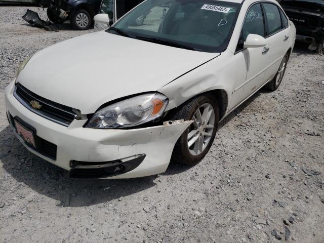 2G1WU583X89238037 - 2008 CHEVROLET IMPALA LTZ WHITE photo 9