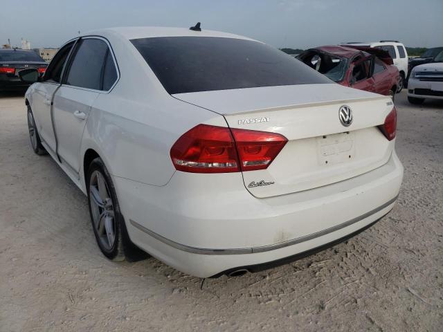 1VWCN7A34EC067297 - 2014 VOLKSWAGEN PASSAT SEL Weiß Foto 3