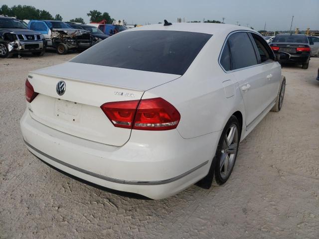 1VWCN7A34EC067297 - 2014 VOLKSWAGEN PASSAT SEL Weiß Foto 4