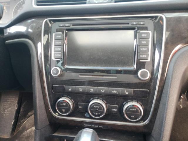 1VWCN7A34EC067297 - 2014 VOLKSWAGEN PASSAT SEL Weiß Foto 9