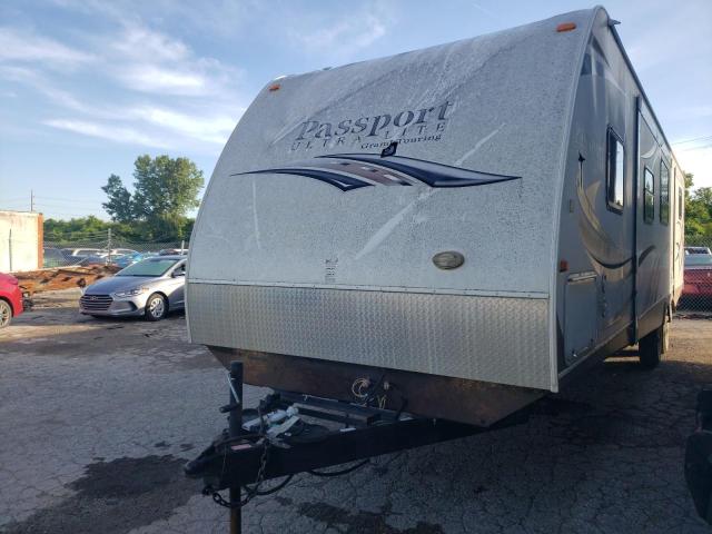 4YDT32921ET414038 - 2014 KEYSTONE PASSPORT WHITE photo 2