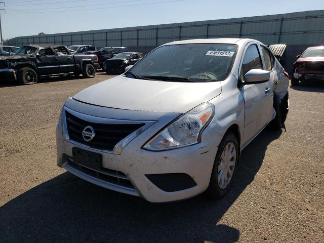 3N1CN7AP9KL837356 - 2019 NISSAN VERSA S SILVER photo 2