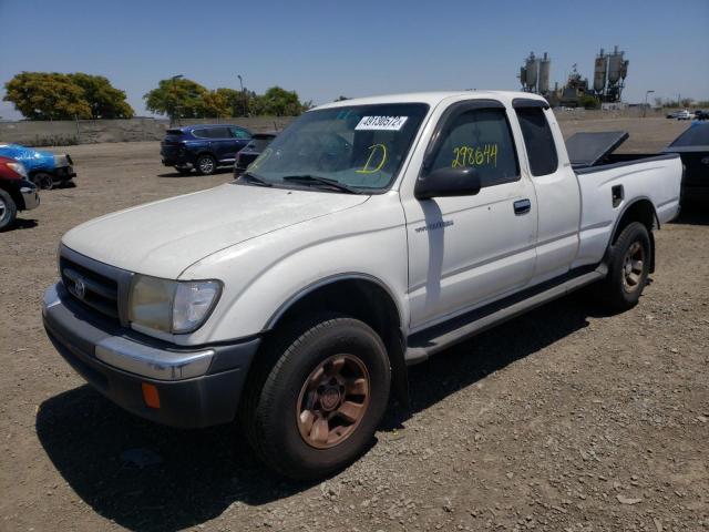 5TESN92N3YZ693388 - 2000 TOYOTA TACOMA XTR WHITE photo 2