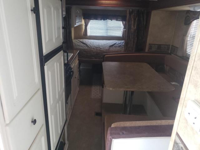 4YDT28K279B451137 - 2009 OUTB TRAVEL TRL WHITE photo 8