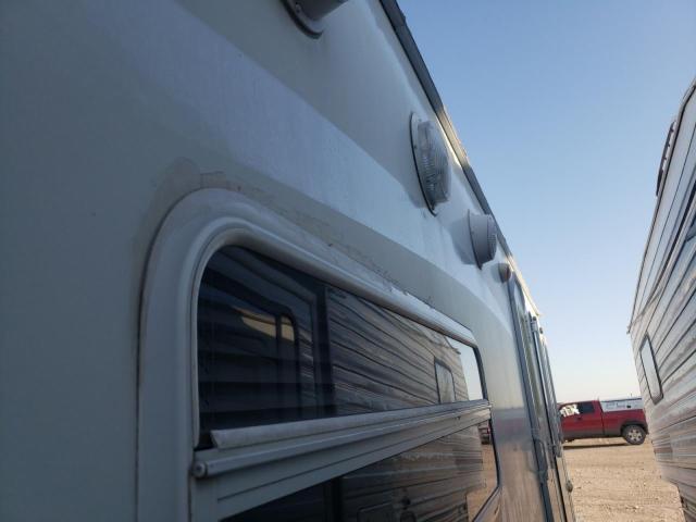 4YDT28K279B451137 - 2009 OUTB TRAVEL TRL WHITE photo 9