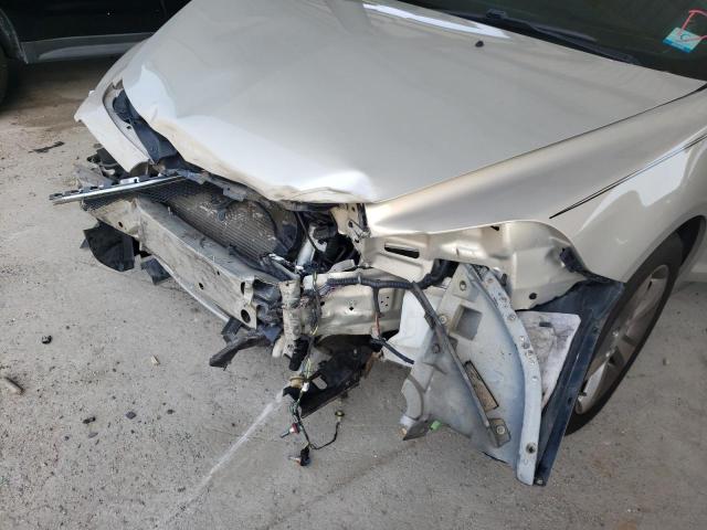 1G1ZC5E0XCF269458 - 2012 CHEVROLET MALIBU 1LT 金色 照片 9