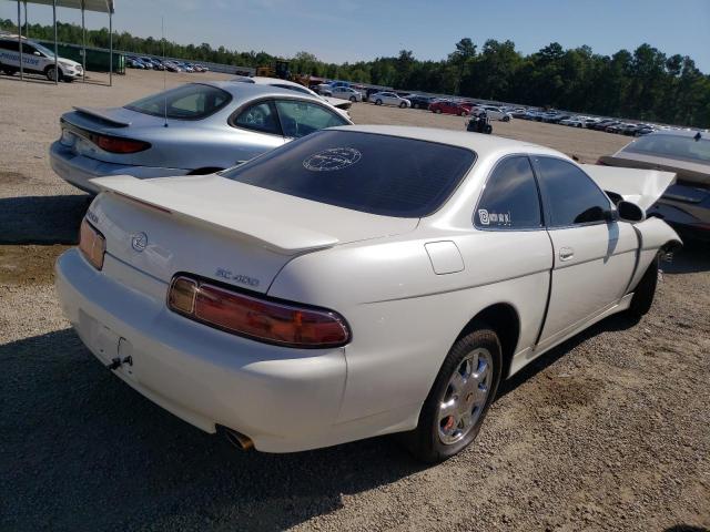 JT8CH32Y0W1001256 - 1998 LEXUS SC 400 WHITE photo 4