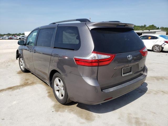 5TDKK3DC9FS605357 - 2015 TOYOTA SIENNA LE GRAY photo 3