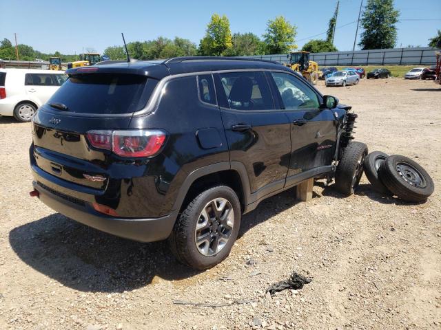 3C4NJDDB5JT419259 - 2018 JEEP COMPASS TR BLACK photo 4