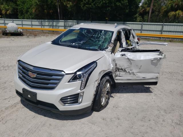 1GYKNARS1HZ289718 - 2017 CADILLAC XT5 WHITE photo 2