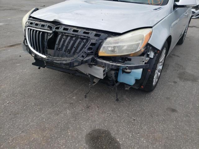2G4GR5EK5C9148825 - 2012 BUICK REGAL SILVER photo 9