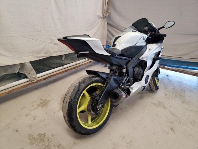 JYARJ28E7HA001065 - 2017 YAMAHA YZFR6 WHITE photo 4