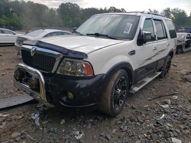 5LMFU28R03LJ01421 - 2003 LINCOLN NAVIGATOR  照片 2