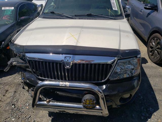 5LMFU28R03LJ01421 - 2003 LINCOLN NAVIGATOR  照片 7