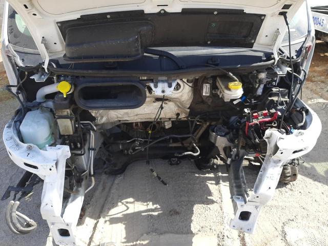 3C6TRVDG5KE553221 - 2019 RAM PROMASTER WHITE photo 7