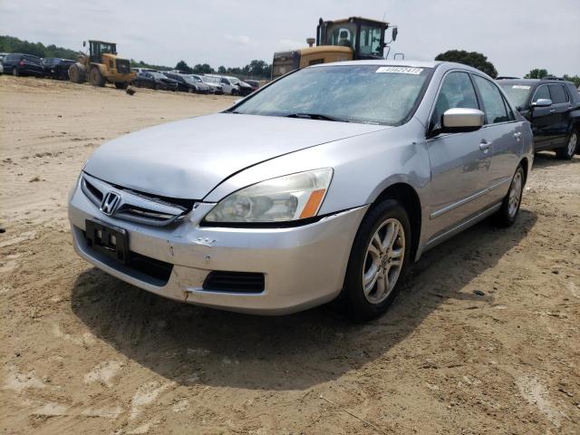 1HGCM55817A049985 - 2007 HONDA ACCORD EX SILVER photo 2