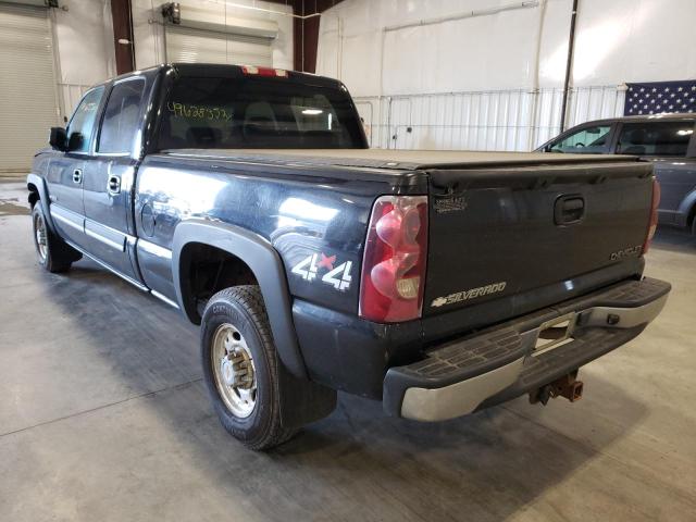 1GCGK13UX3F125800 - 2003 CHEVROLET SILVERADO BLACK photo 3